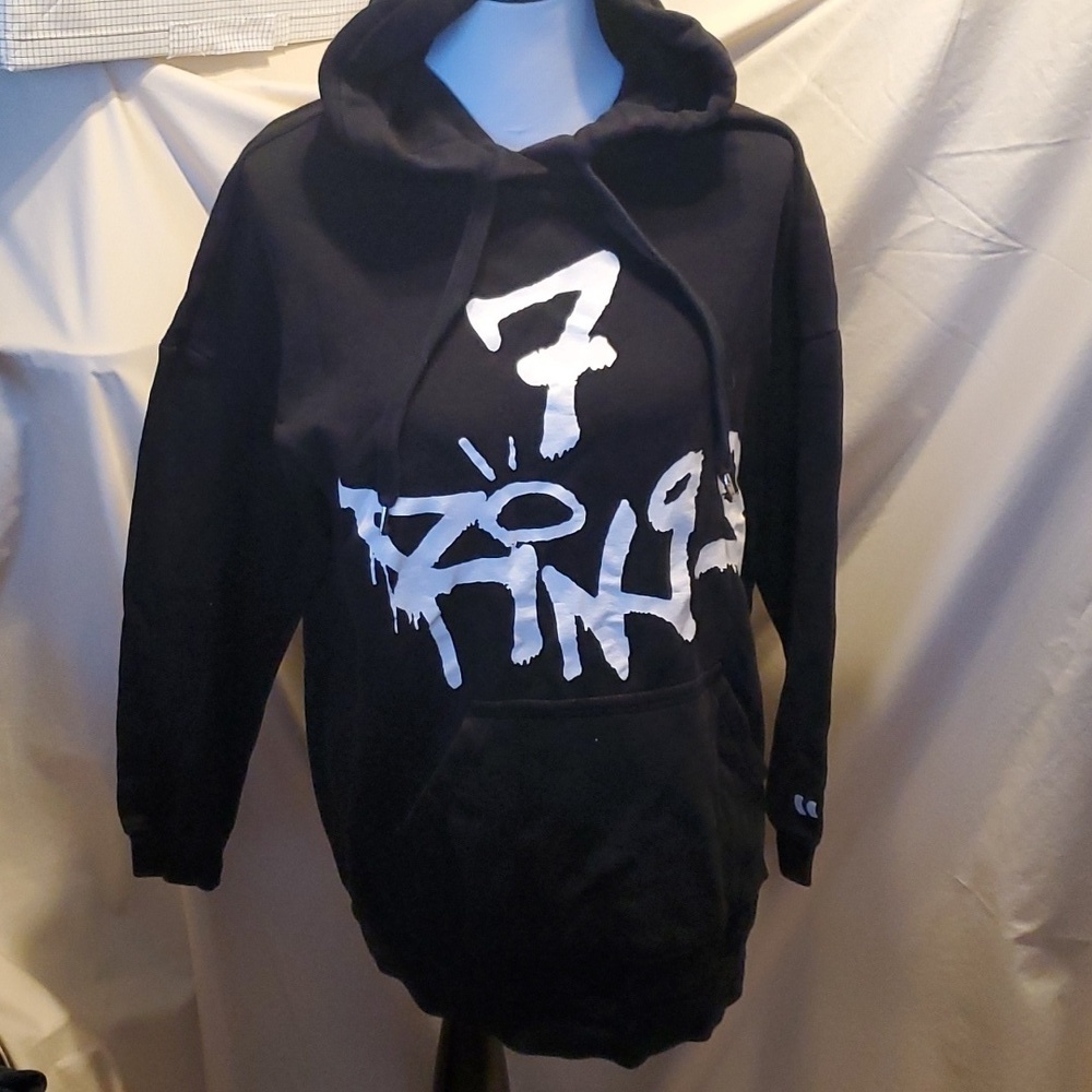 Ariana Grande Hoodie SZ MD